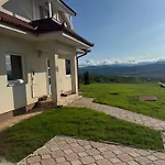 Villa Forest House