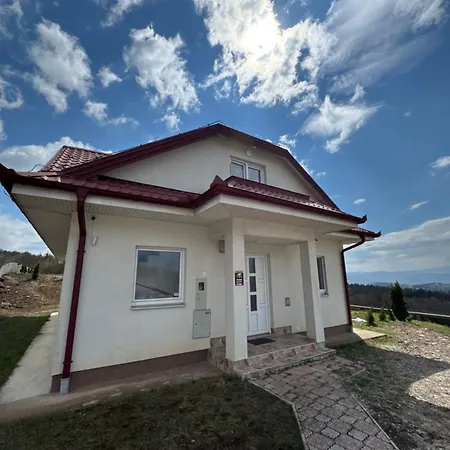 Villa Forest House *