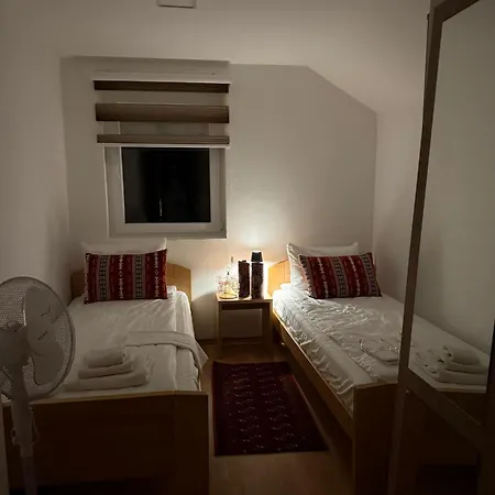 Forest House Ilijas